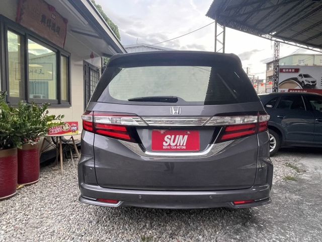 本田 ODYSSEY APEX 七人座 雙電動滑門 APEX 頂規配備 五門大空間 家庭旗艦  第5張相片