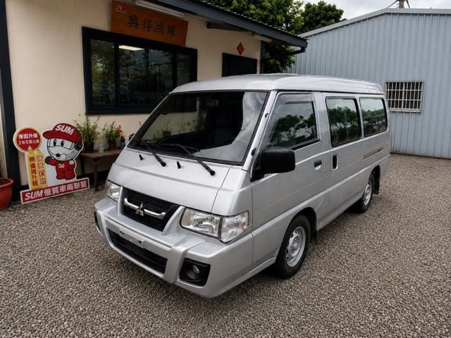 手排8人座｜原鈑件｜中部一手車  合法8人座客車｜商用客運兩相宜｜耗材更新完成｜耐操實用首選  第1張相片