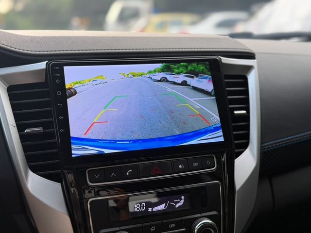 MITSUBISHI三菱 GRAND LANCER  第9張相片