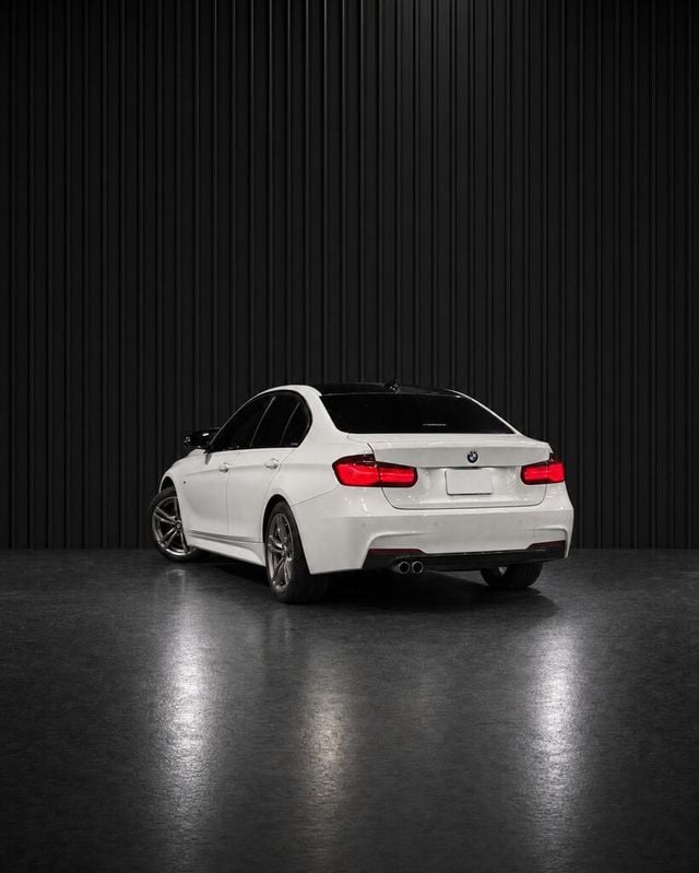 BMW寶馬 320I M SPORT  第3張相片