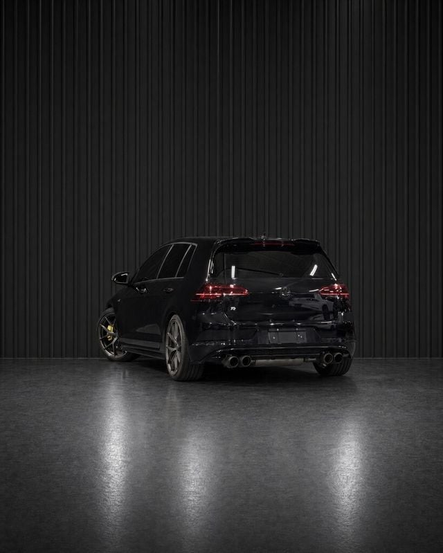 VOLKSWAGEN福斯 GOLF R  第3張相片