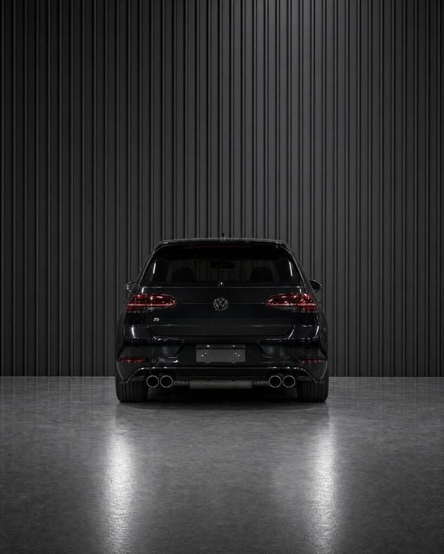 VOLKSWAGEN福斯 GOLF R  第4張相片