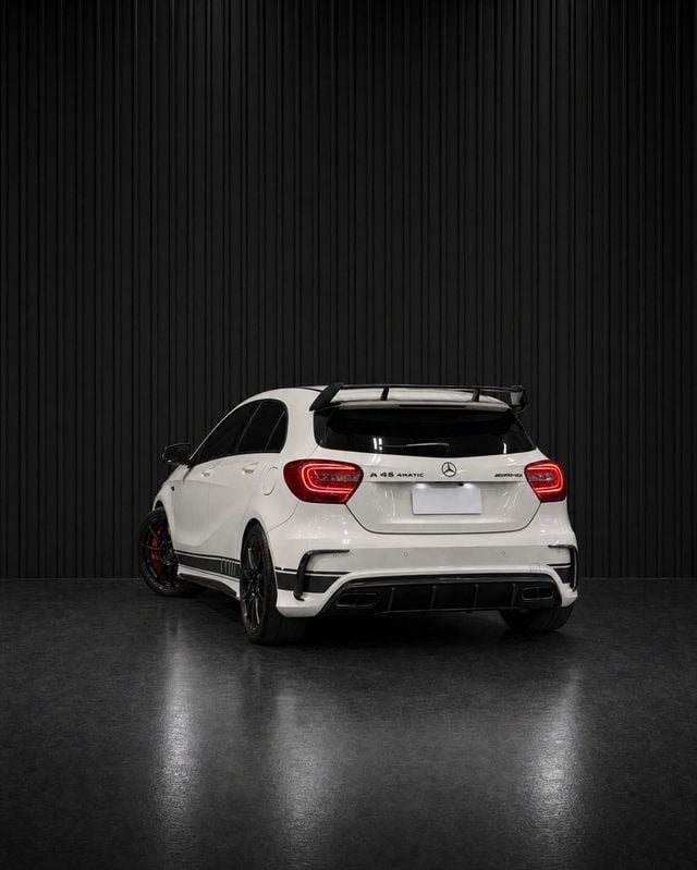 M-BENZ賓士 A45 AMG  第3張相片