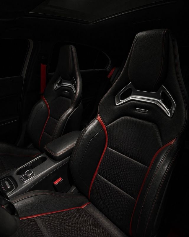 M-BENZ賓士 A45 AMG  第5張相片