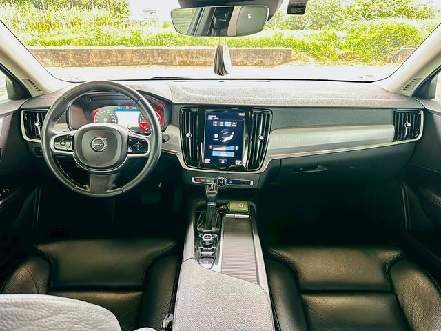 VOLVO富豪 S90  第5張相片