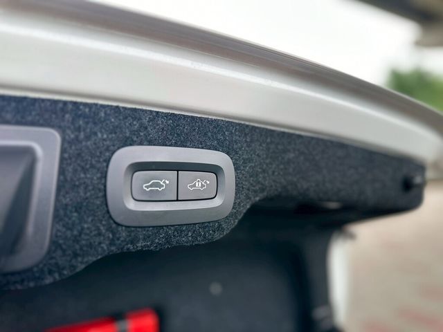 VOLVO富豪 S90  第13張相片