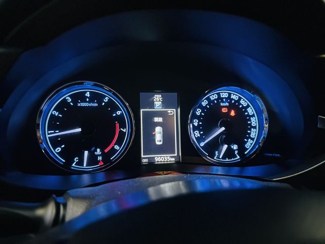 TOYOTA豐田 ALTIS  第6張相片