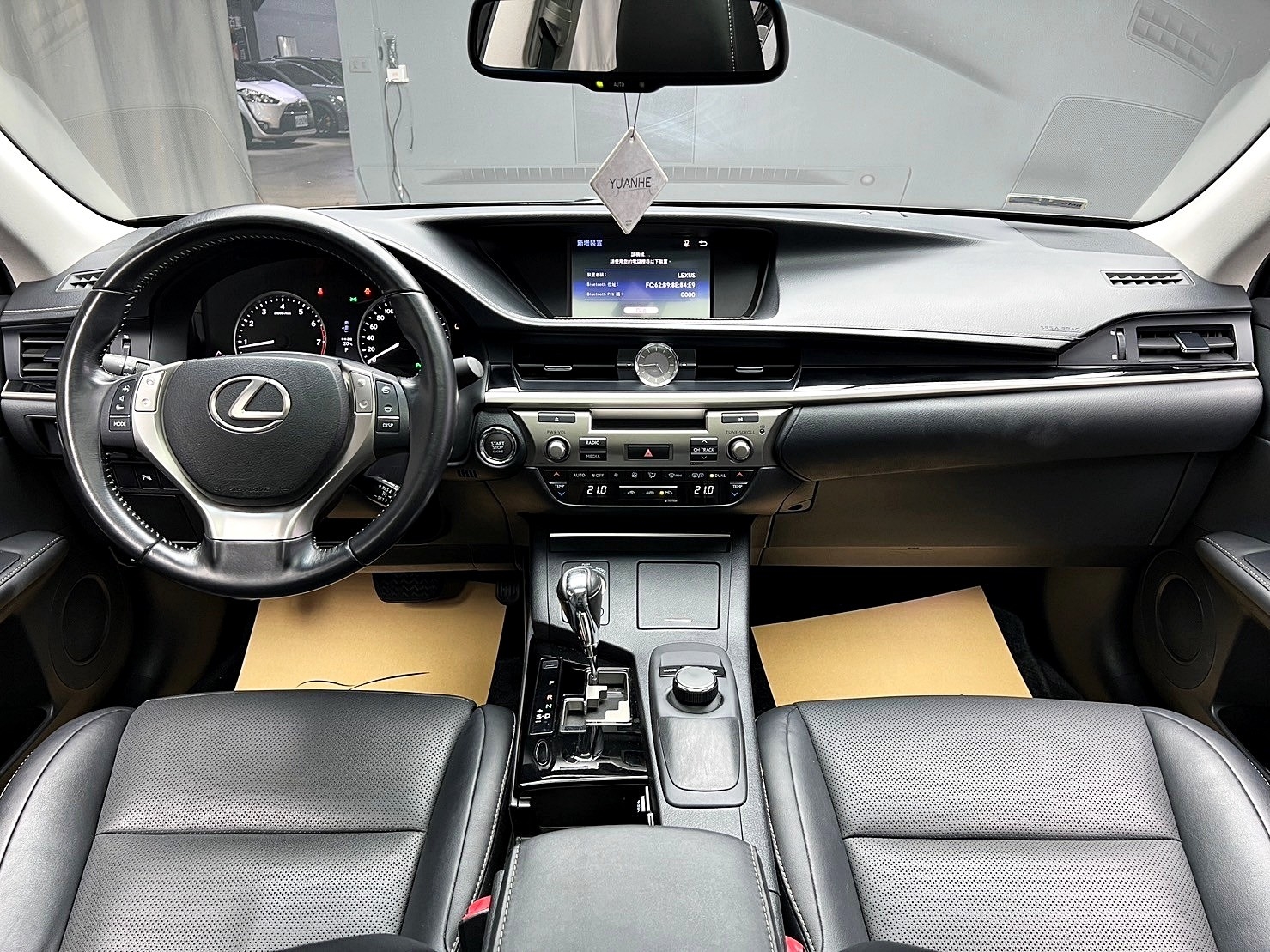 ✨2015 Lexus ES250 2.5 豪華版 尊爵黑✨  第2張相片