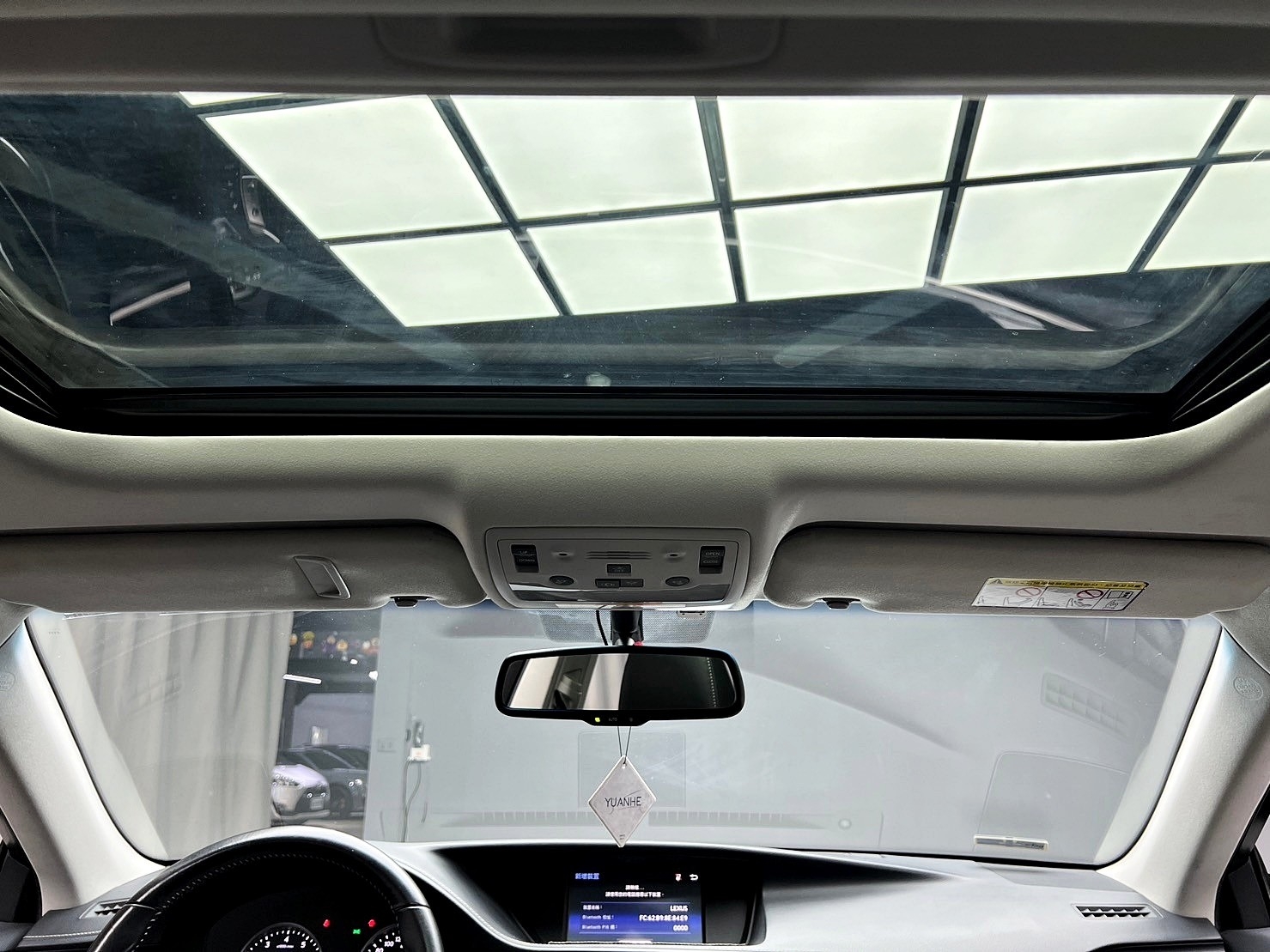 ✨2015 Lexus ES250 2.5 豪華版 尊爵黑✨  第8張相片