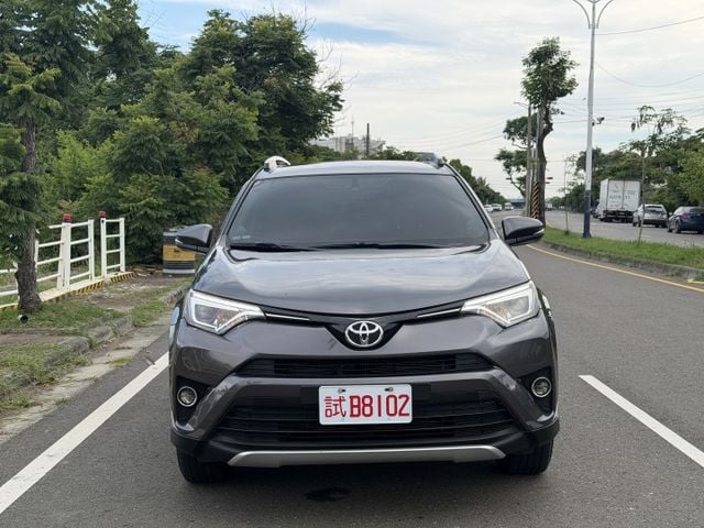 豪華版/內外氣氛好/一手車/升級音響、安卓機  第2張相片