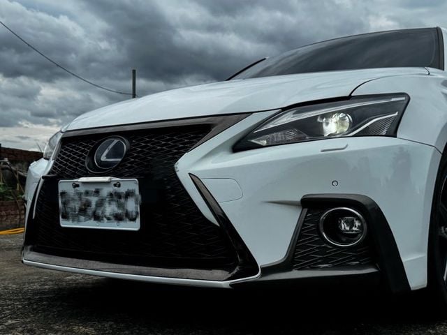 Lexus CT200H  第3張相片