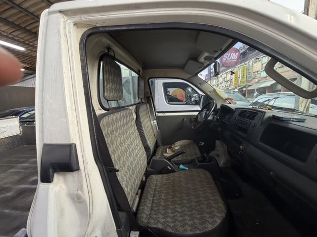 2010 CARRY 吉利第一代 冷氣狀況良好 加裝電動升降尾門  第4張相片