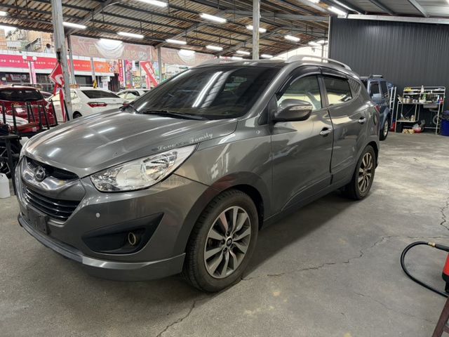 2012 Hyundai ix35 S 2.4尊貴型 電動座椅 倒車雷達 定速巡航  第4張相片