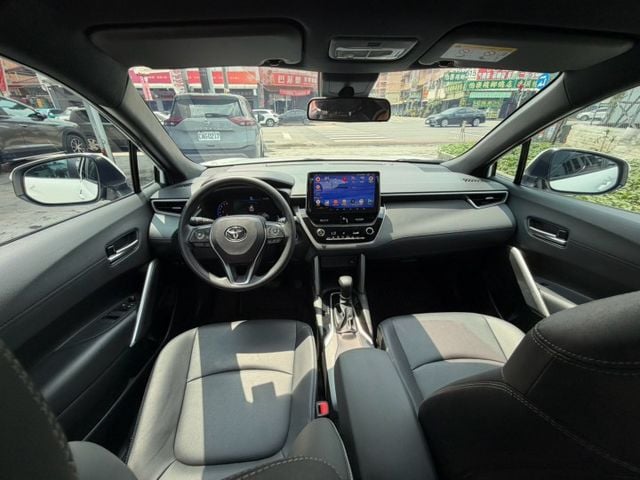 2023 Toyota Corolla Cross 1.8尊爵 ACC跟車系統 盲點偵測 360環景  第10張相片