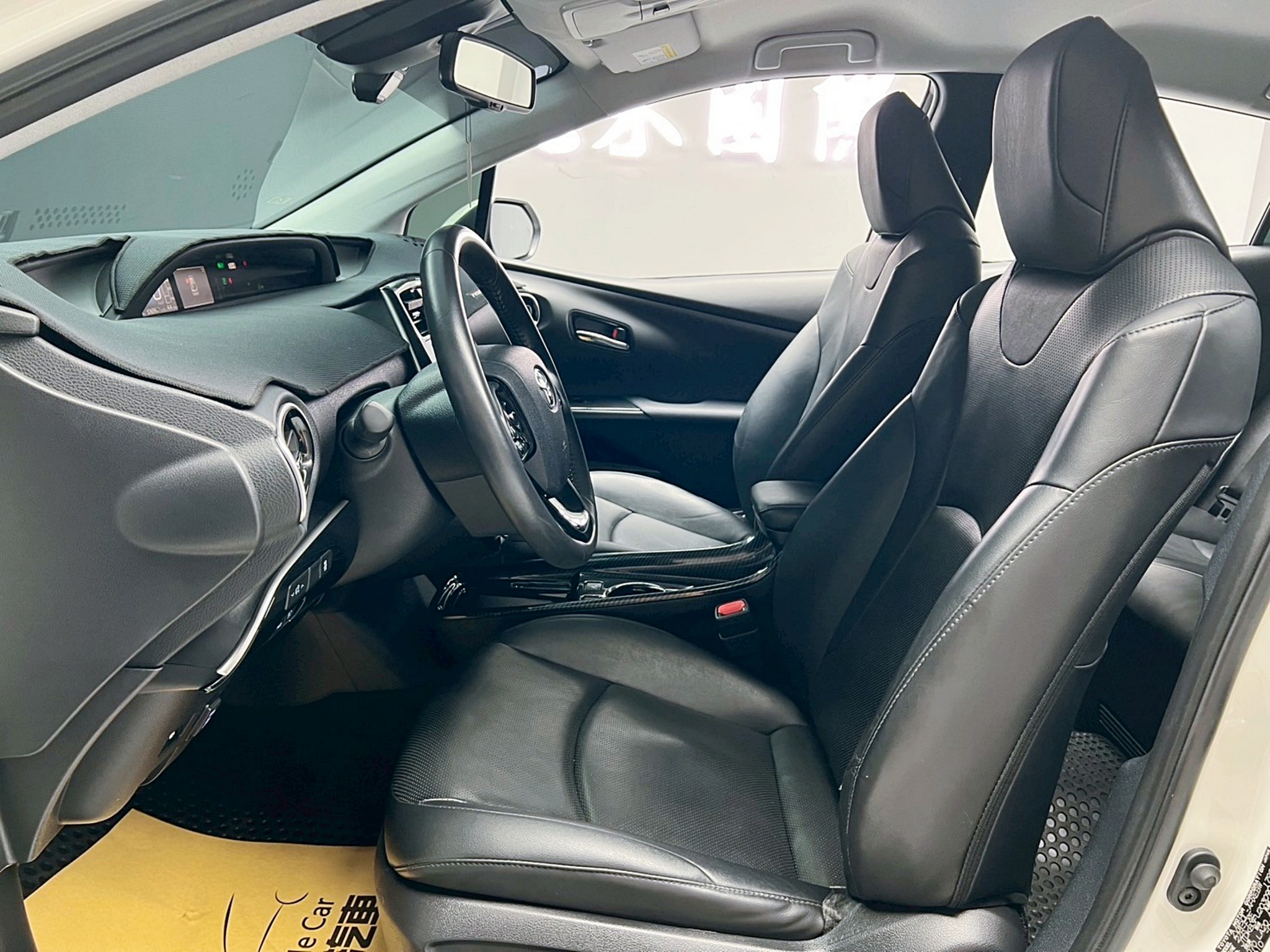 可回原廠 2019/20 Toyota Prius Hybrid『小李經理』元禾國際車業/特價中/一鍵就到  第10張相片