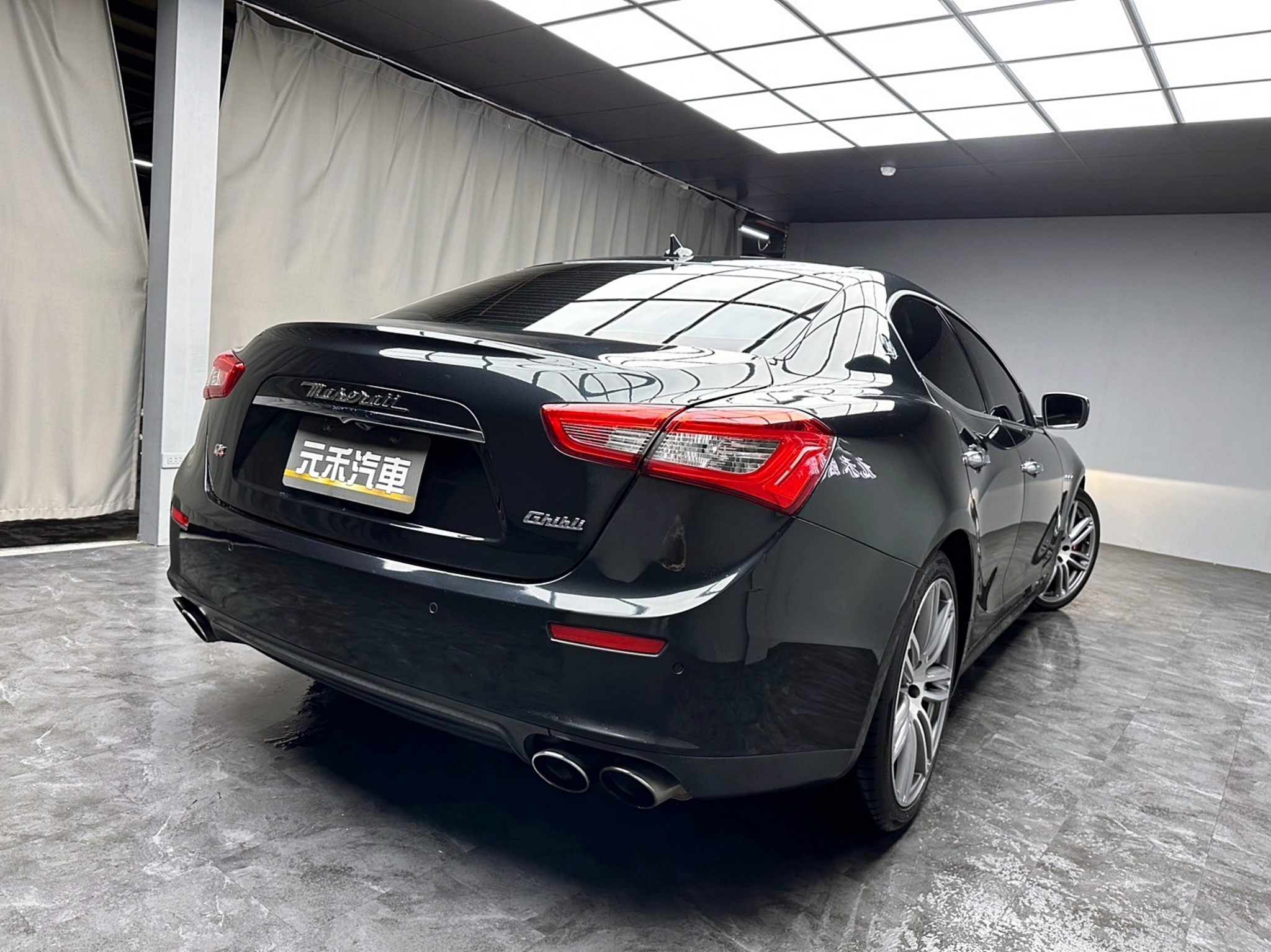全台到府賞車 2014 Maserati Ghibli SQ4『小李經理』元禾國際車業/中古車/促銷中  第17張相片