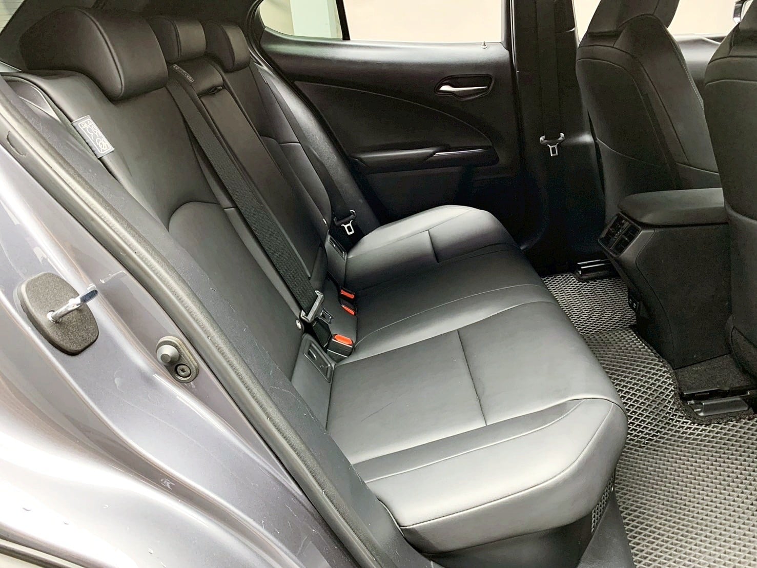 全台到府賞車 2019/20 Lexus UX250h 豪華版『小李經理』元禾國際車業/中古車/促銷中  第12張相片