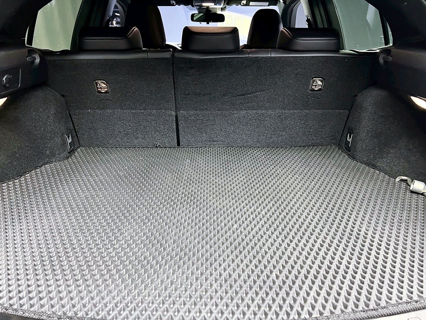 全台到府賞車 2019/20 Lexus UX250h 豪華版『小李經理』元禾國際車業/中古車/促銷中  第16張相片
