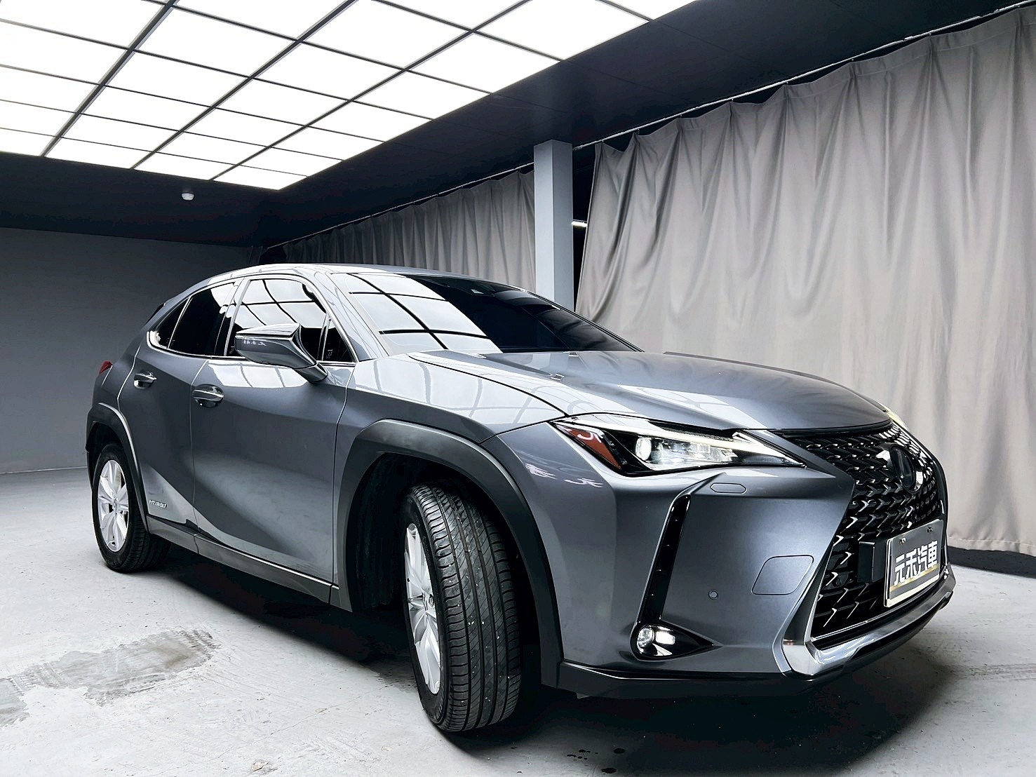 全台到府賞車 2019/20 Lexus UX250h 豪華版『小李經理』元禾國際車業/中古車/促銷中  第18張相片