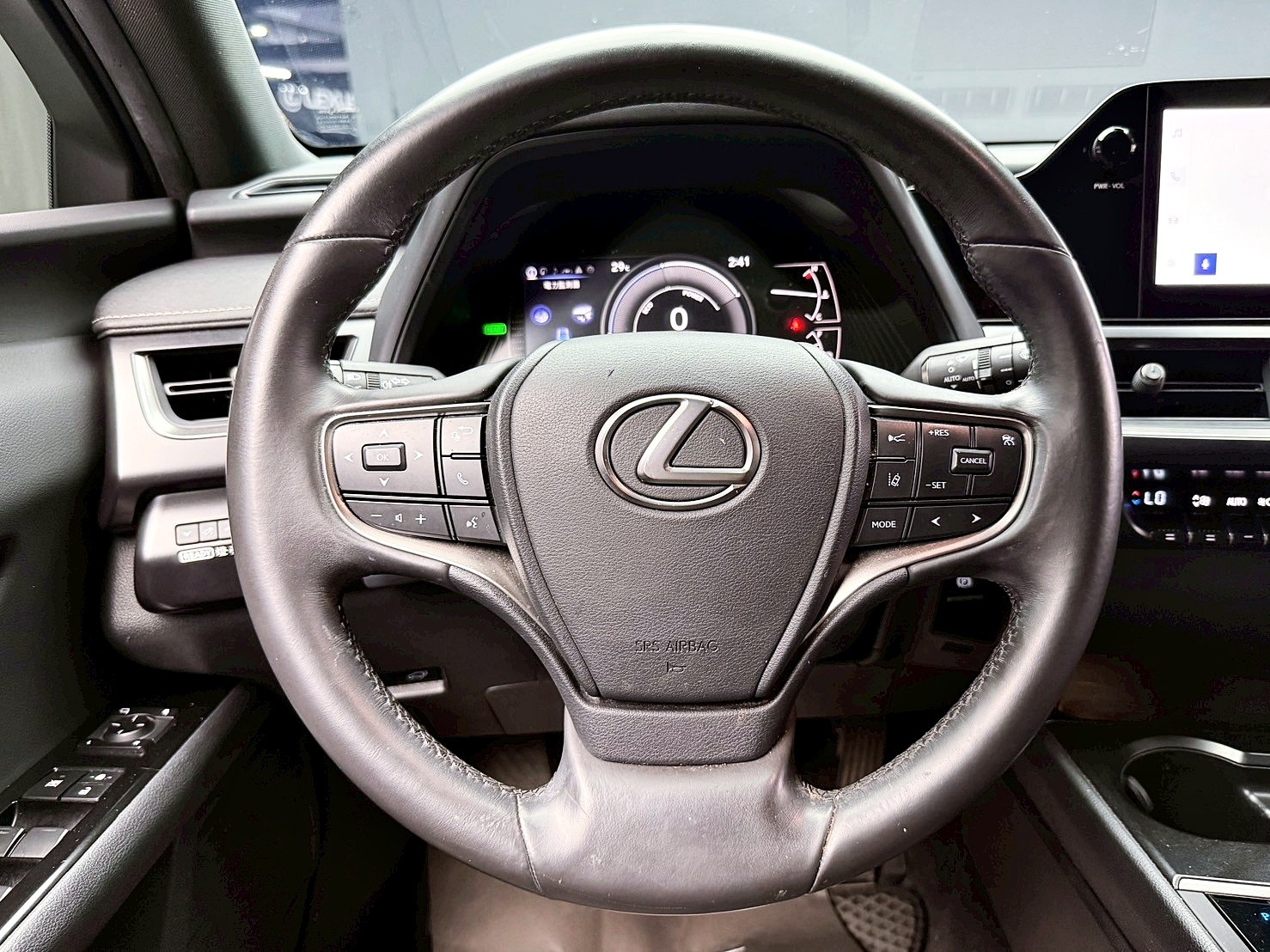 全台到府賞車 2022 Lexus UX250h 豪華版『小李經理』元禾國際車業/中古車/促銷中  第8張相片