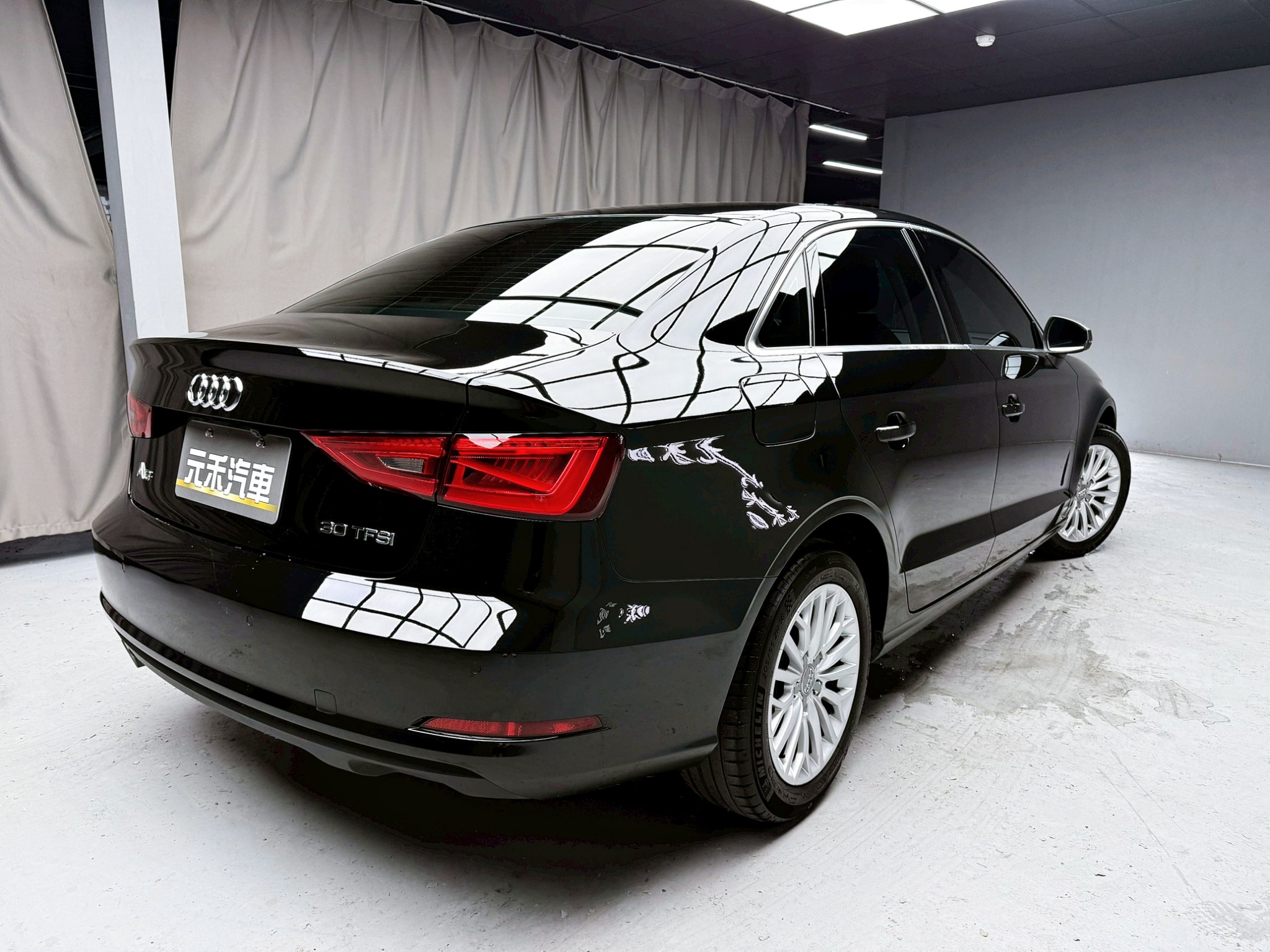 全台到府賞車 2015/16 Audi A3 Sedan 30TFSI『小李經理』元禾國際車業/中古車/促銷中  第20張相片