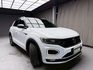 全台到府賞車 2020/21 Volkswagen TROC 330TSI R-Line Performance 4Motion『小李經理』元禾國際車業/中古車/促銷中  第19張縮圖