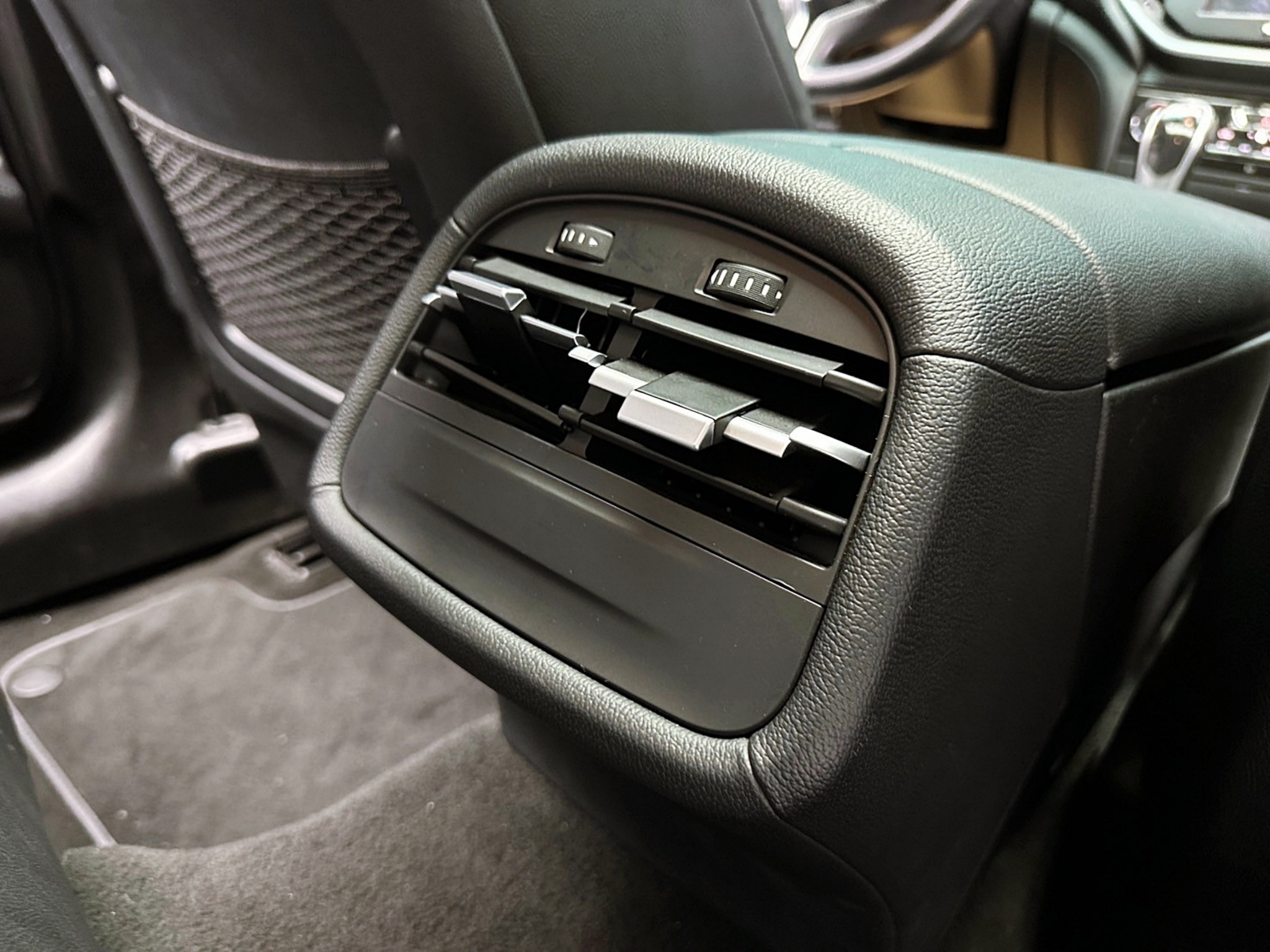 全台到府賞車 2014 Maserati Ghibli SQ4『小李經理』元禾國際車業/中古車/促銷中  第14張相片