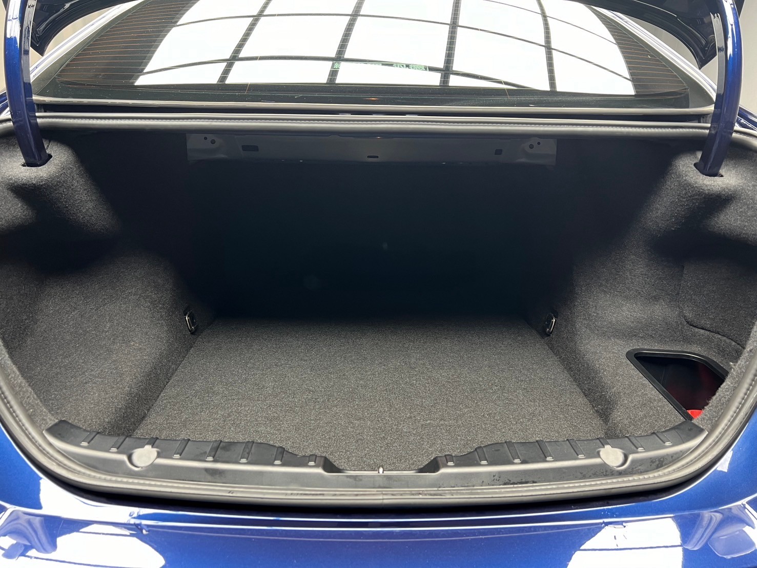 全台到府賞車 2016/17 BMW 520d Sedan F10型『小李經理』元禾國際車業/中古車/促銷中  第14張相片