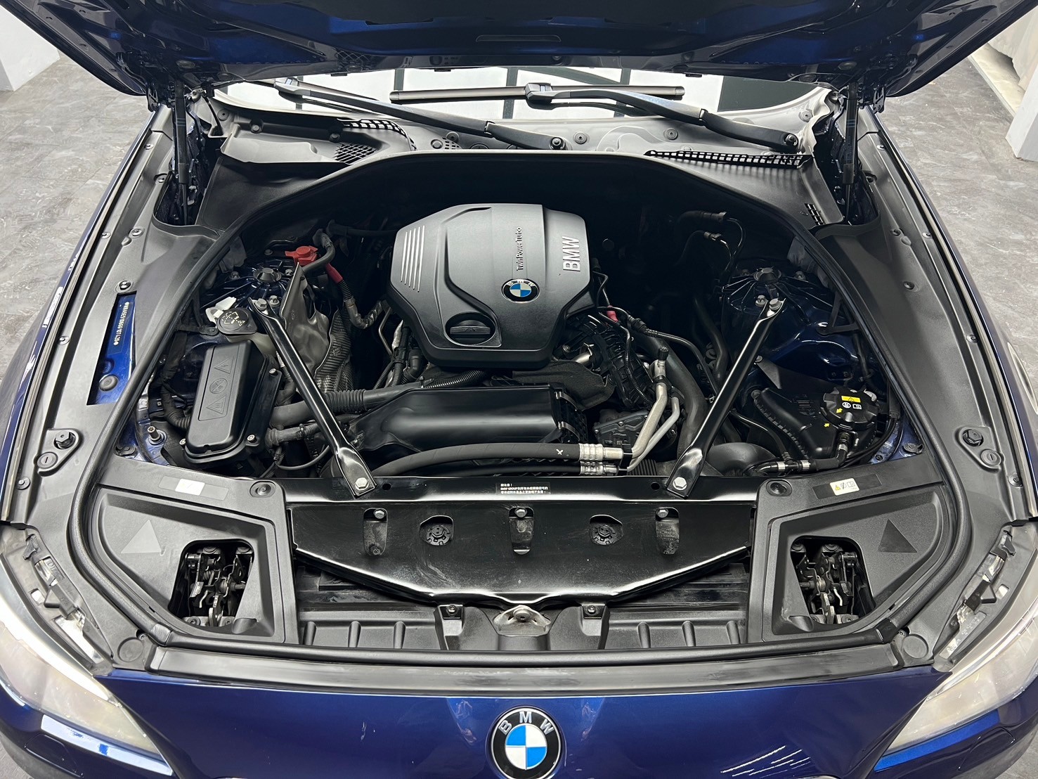 全台到府賞車 2016/17 BMW 520d Sedan F10型『小李經理』元禾國際車業/中古車/促銷中  第15張相片