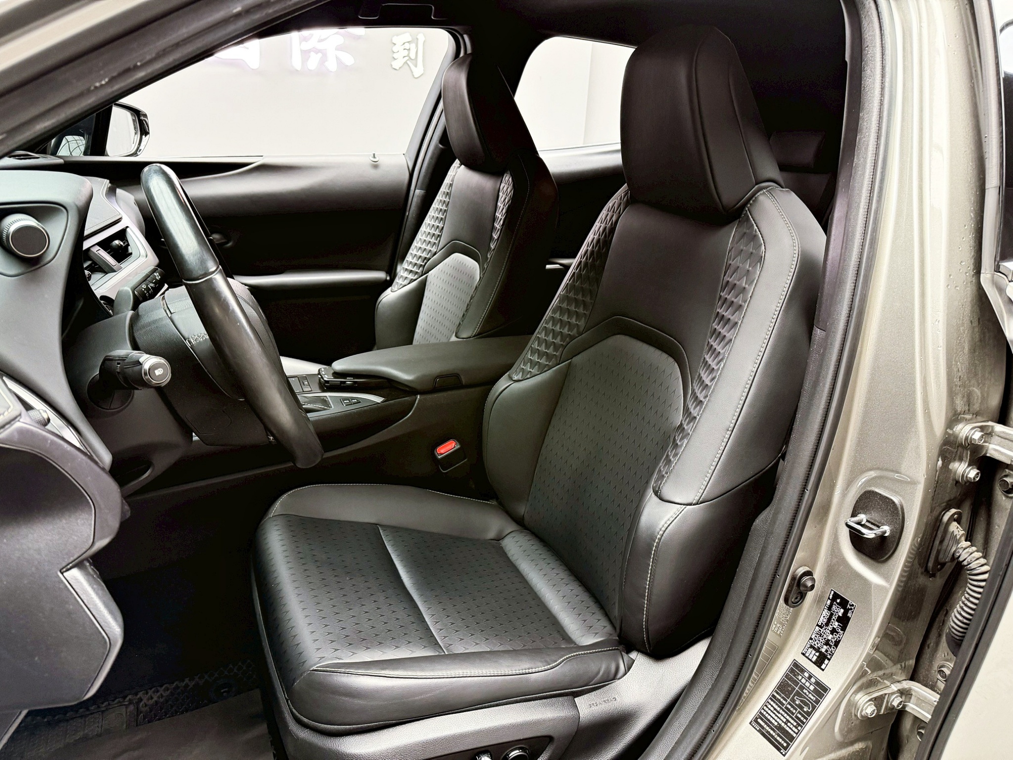 全台到府賞車 2022 Lexus UX200 菁英Plus版『小李經理』元禾國際車業/中古車/促銷中  第7張相片