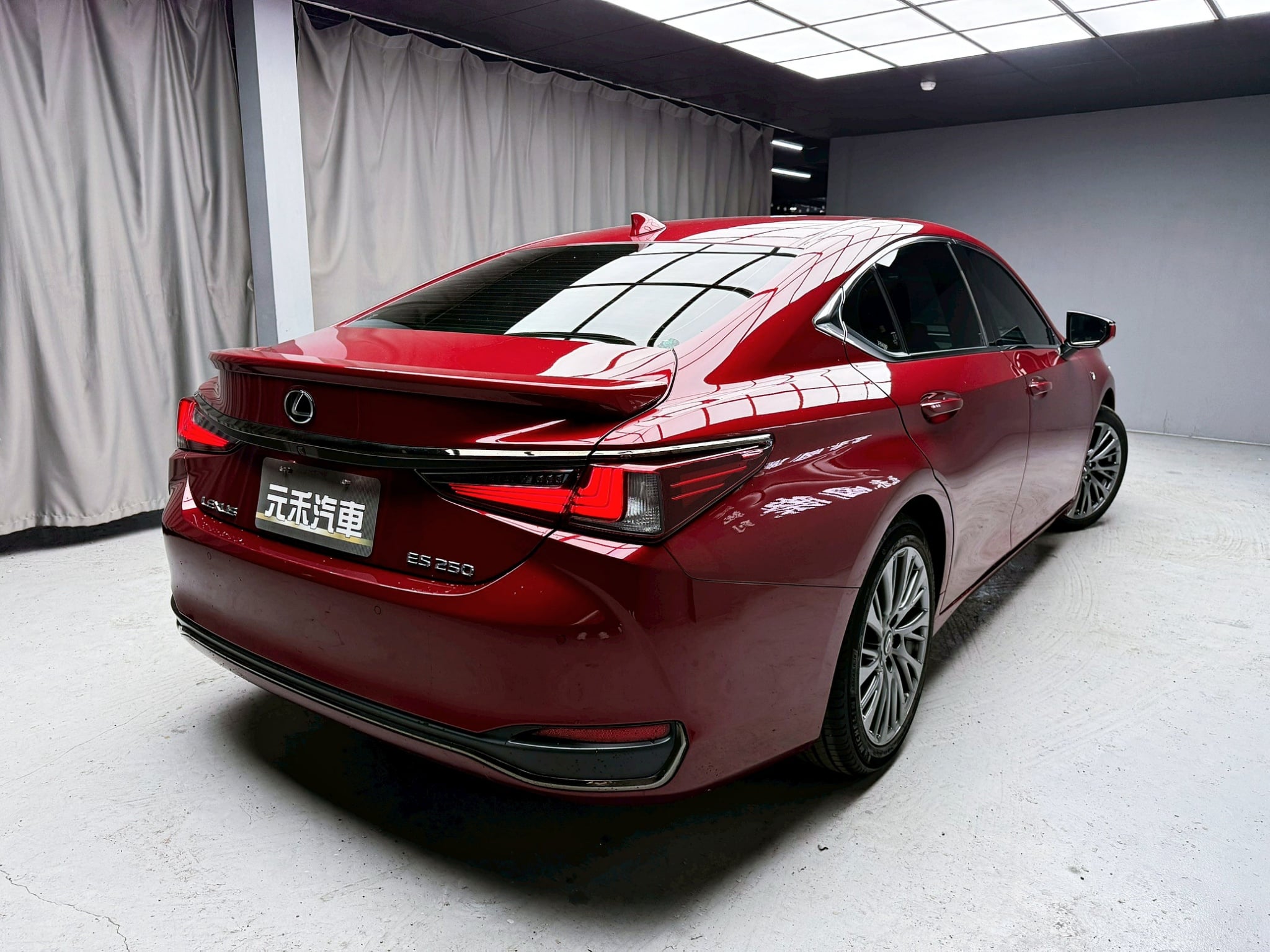 全台到府賞車 2020/21 Lexus ES250 F-Sport『小李經理』元禾國際車業/中古車/促銷中  第20張相片