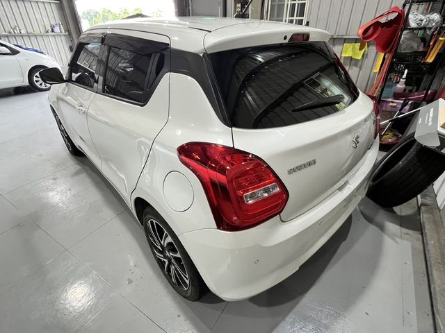 SUZUKI鈴木 SWIFT  第3張相片