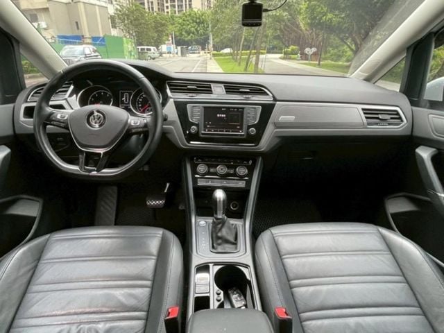 Volkswagen 福斯 Touran  第7張相片