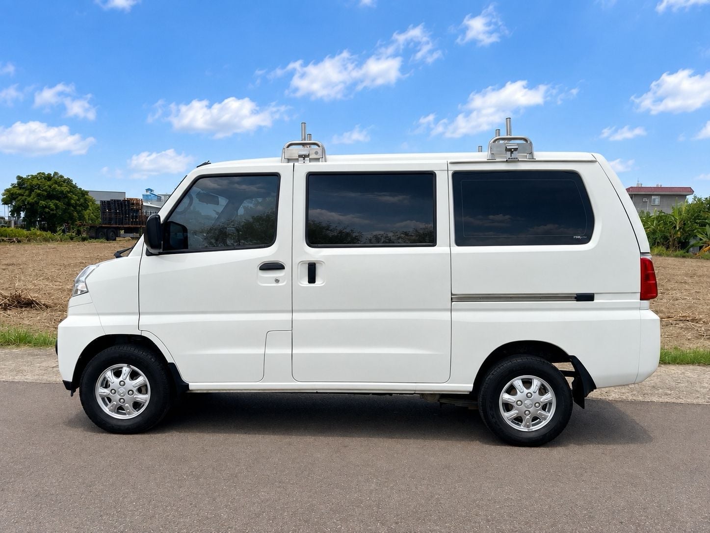 2024年 中華 A180 菱利廂型車  自排車型+原廠保養+一手用車  安卓主機+倒車影像+衛星導航  八人座車型~可變二人or五人座  盲點偵測+電動後視鏡+雙安氣囊  第5張相片