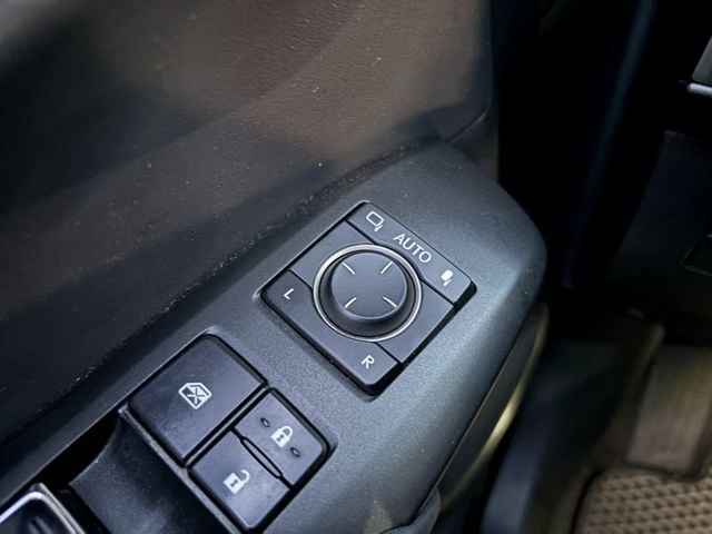 高貴不貴 高妥善進口休旅 2018 LEXUS NX300 頂級版 2.0渦輪 里程11.5萬公里 可保固 認證車‼️  第17張相片