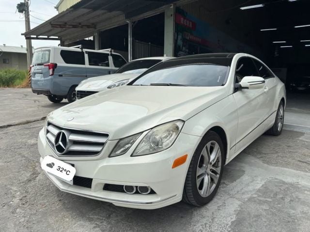2009 BENZ E350 COUPE 里程15.5萬公里 原鈑件 可認證‼️ 車況超讚 有HK音響  第1張相片