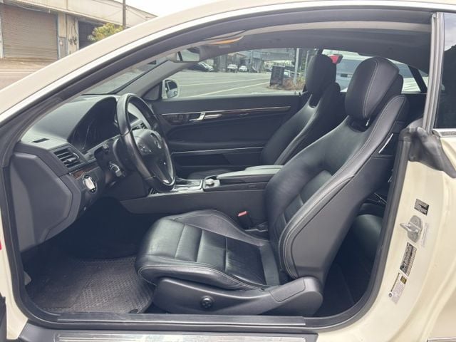 2009 BENZ E350 COUPE 里程15.5萬公里 原鈑件 可認證‼️ 車況超讚 有HK音響  第5張相片
