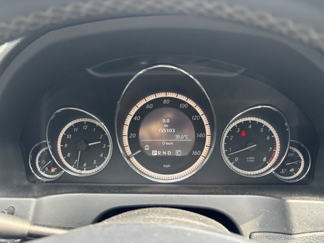 2009 BENZ E350 COUPE 里程15.5萬公里 原鈑件 可認證‼️ 車況超讚 有HK音響  第9張相片