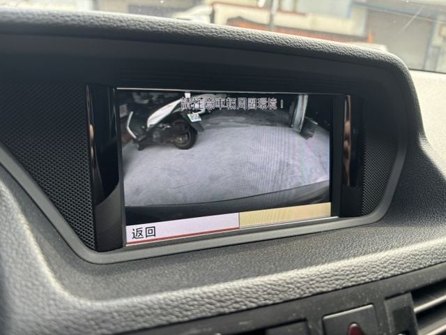 2009 BENZ E350 COUPE 里程15.5萬公里 原鈑件 可認證‼️ 車況超讚 有HK音響  第11張相片
