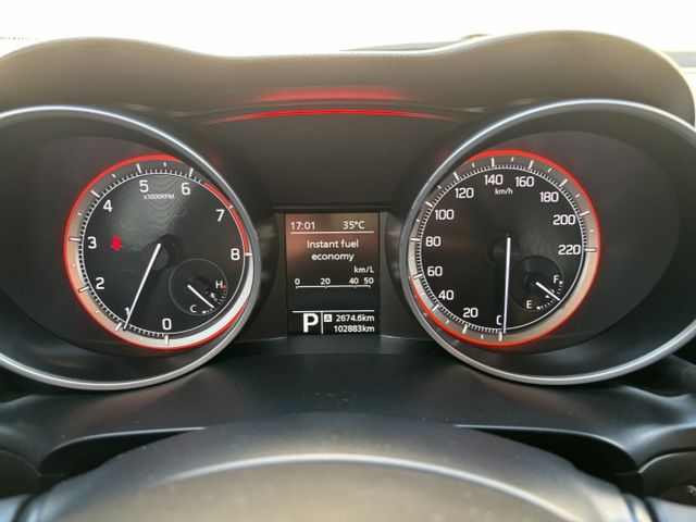 2018 SUZUKI SWIFT 1.0T 里程10.2萬公里 原鈑件 可保固 可認證‼️LED頭燈 LED尾燈  第13張相片