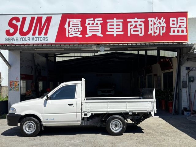 電動升降機. 車況優良. 藍芽音樂系統  第2張相片