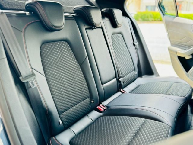 21年式！小改款！Lommel賽道版！電動椅！ACC跟車！盲點！抬顯！CarPlay！紅色卡鉗！撥片！原鈑件！可全貸！  第11張相片