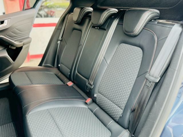 21年式！小改款！Lommel賽道版！電動椅！ACC跟車！盲點！抬顯！CarPlay！紅色卡鉗！撥片！原鈑件！可全貸！  第17張相片