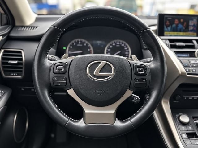 NX200T！17年式！一手車！原廠保養！冷熱通風記憶椅！電尾門！撥片！數位電視！藍芽！可全貸！台中在地30年老店！  第3張相片