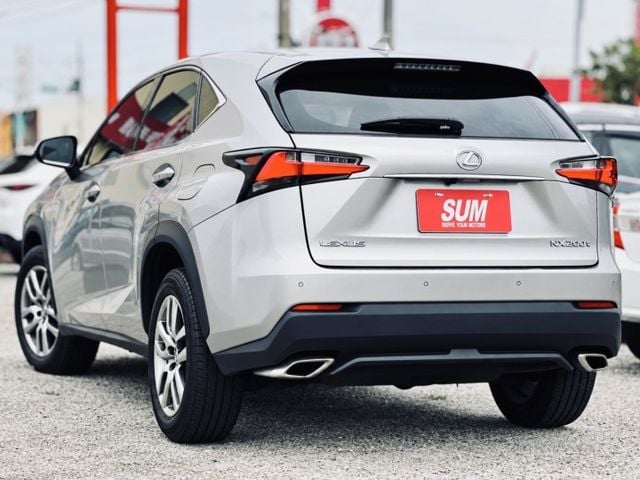 NX200T！17年式！一手車！原廠保養！冷熱通風記憶椅！電尾門！撥片！數位電視！藍芽！可全貸！台中在地30年老店！  第19張相片
