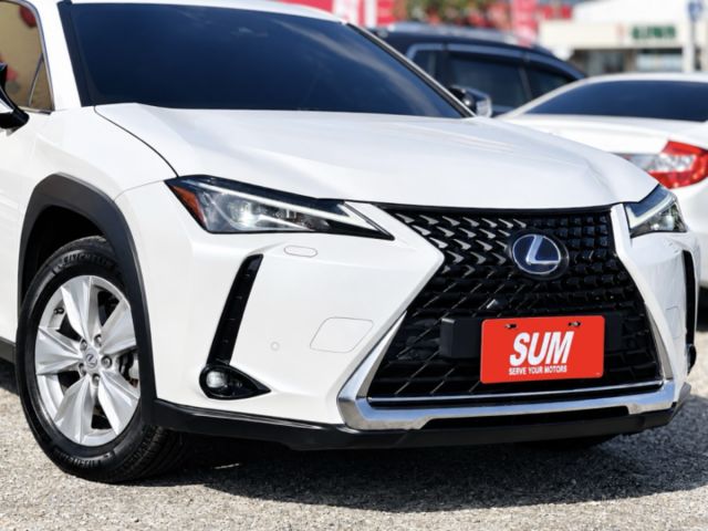 油電豪華！原廠保固中！全速域跟車！摸門！360環景！CarPlay！腳踢尾門！盲點！前後紀錄！雙前電動加熱椅！可全貸！  第16張相片