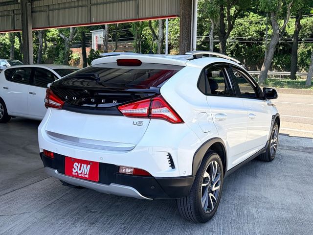 AR環景版＊女用一手車＊車庫車＊原廠保養＊原版件認證車＊最適合新手駕駛跨界小休旅＊可全額貸款可換車＊  第4張相片