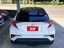 2019年式+19年掛牌＊豪華型精裝版＋雙色＊自用一手車＊全車原版件＊認證車＊原裝進口跨界小跑旅＊可全額貸款可換車＊實車  第9張縮圖
