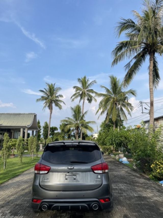 空間靈活、省油實用、安全滿分的高CP值家庭七人座休旅車  第11張相片