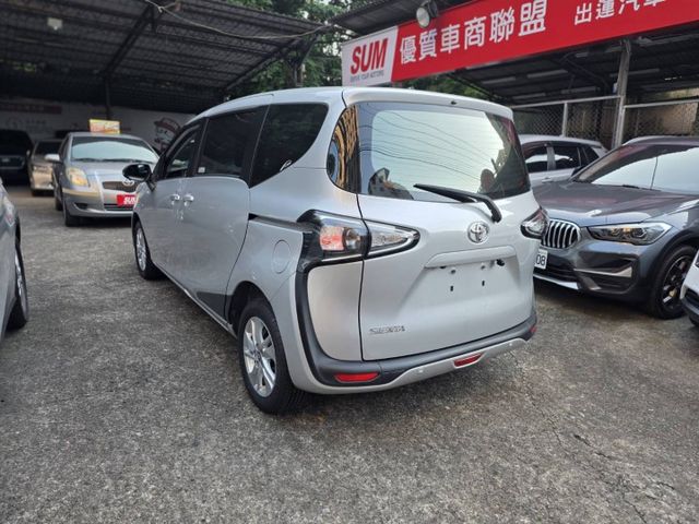 豪華版 倒車顯影、藍芽、導航、CARPLAY、摸門、IKEY  第6張相片